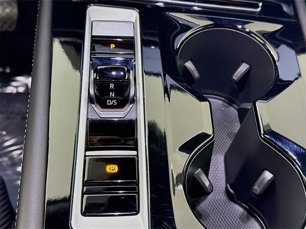 used 2024 Volkswagen Atlas Cross Sport car, priced at $31,998