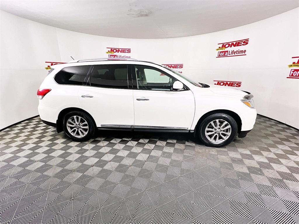 used 2015 Nissan Pathfinder car, priced at $12,566