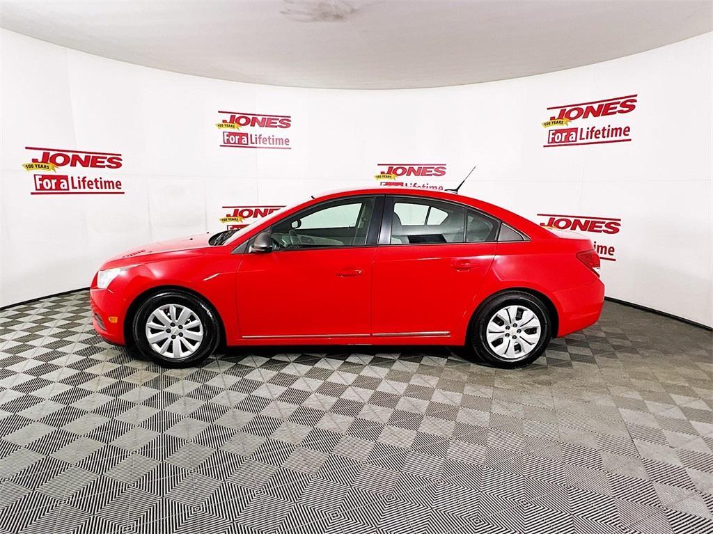 used 2014 Chevrolet Cruze car, priced at $8,995