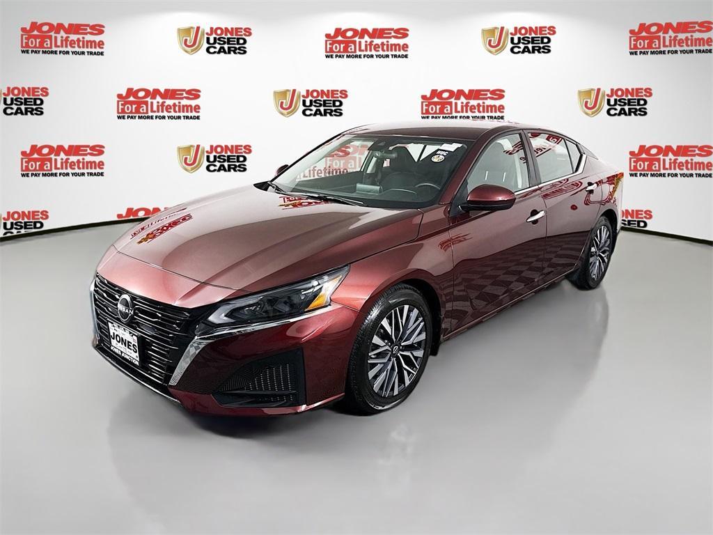 used 2023 Nissan Altima car, priced at $22,998
