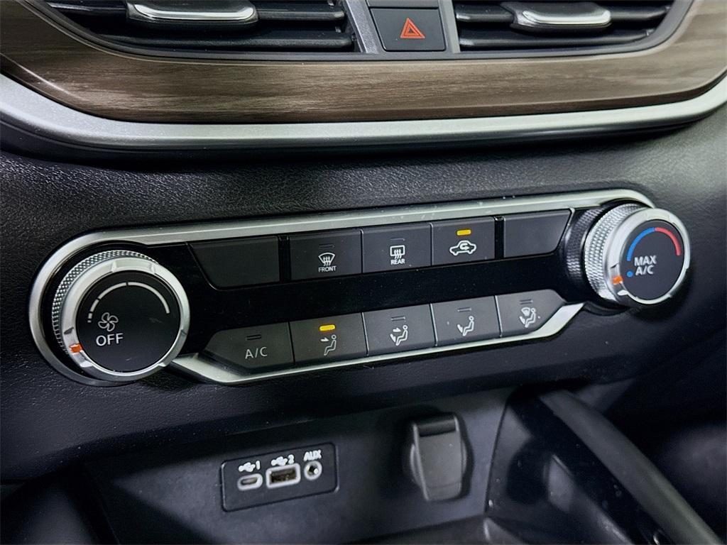 used 2023 Nissan Altima car, priced at $22,998