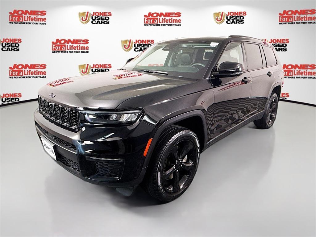used 2023 Jeep Grand Cherokee L car, priced at $37,923