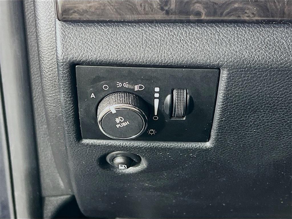 used 2013 Jeep Grand Cherokee car, priced at $10,998