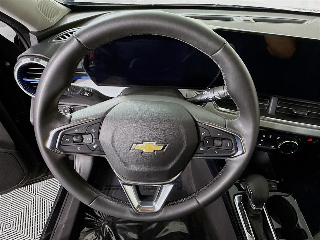 used 2024 Chevrolet Trax car, priced at $22,998