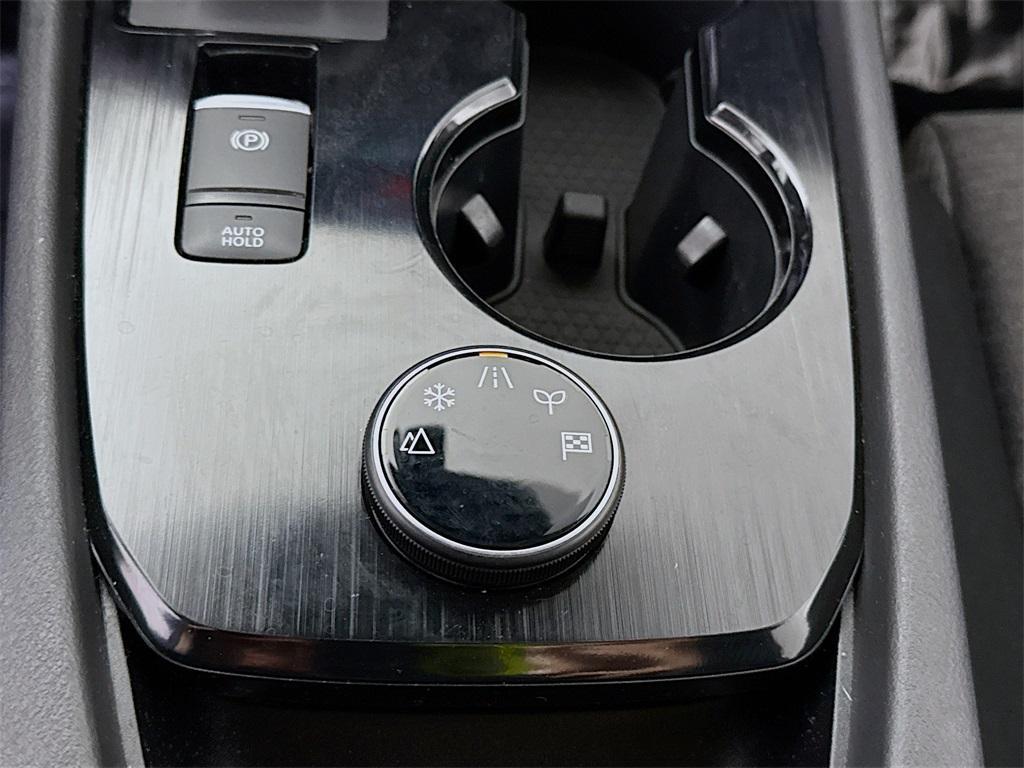 used 2023 Nissan Rogue car, priced at $25,998