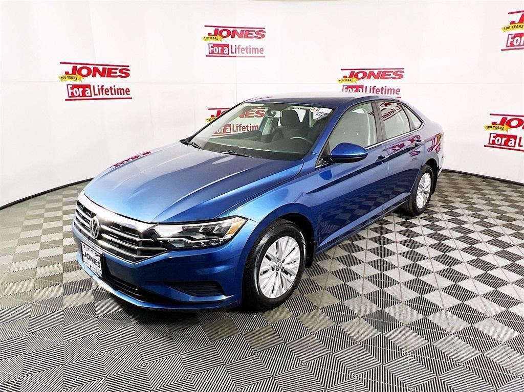 used 2020 Volkswagen Jetta car, priced at $18,556