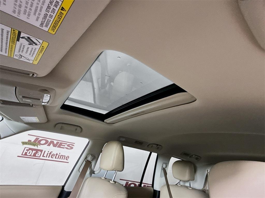 used 2024 Nissan Armada car, priced at $65,998