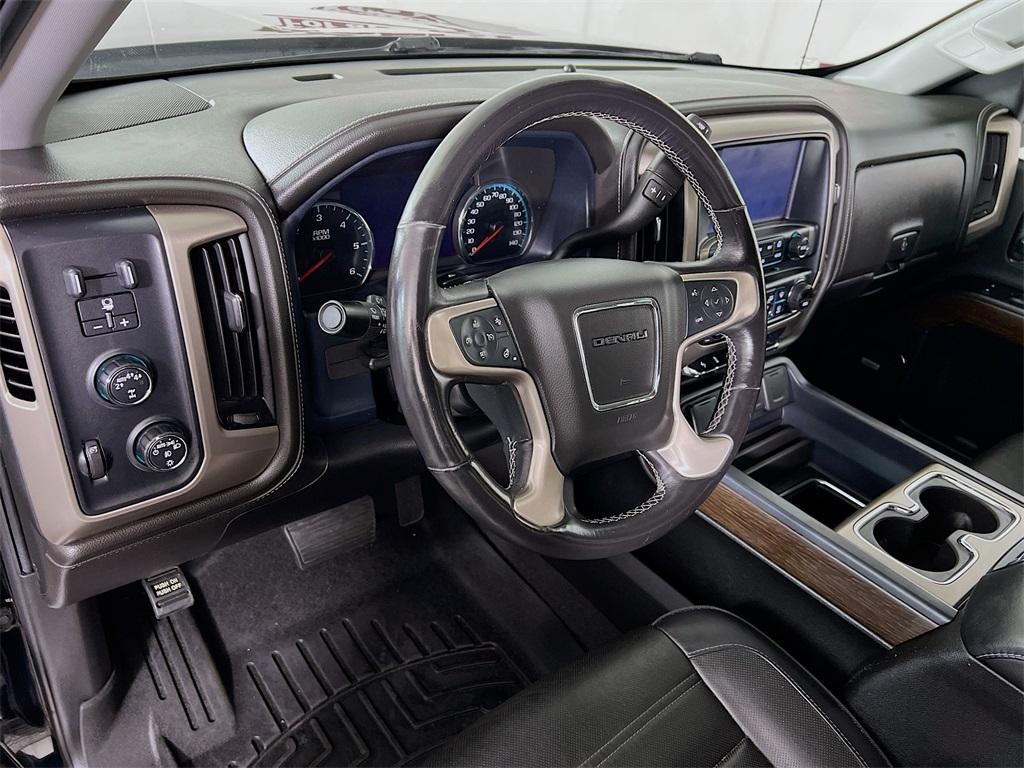 used 2018 GMC Sierra 1500 car, priced at $28,995