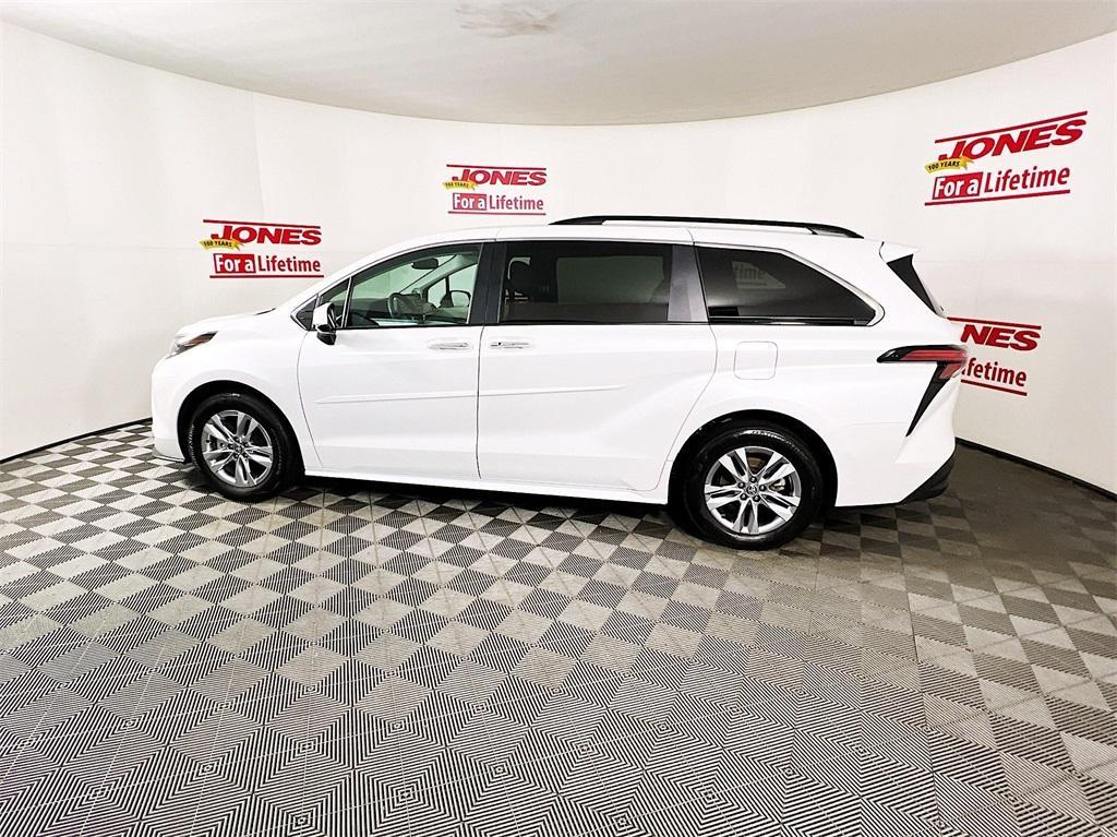 used 2022 Toyota Sienna car, priced at $43,995