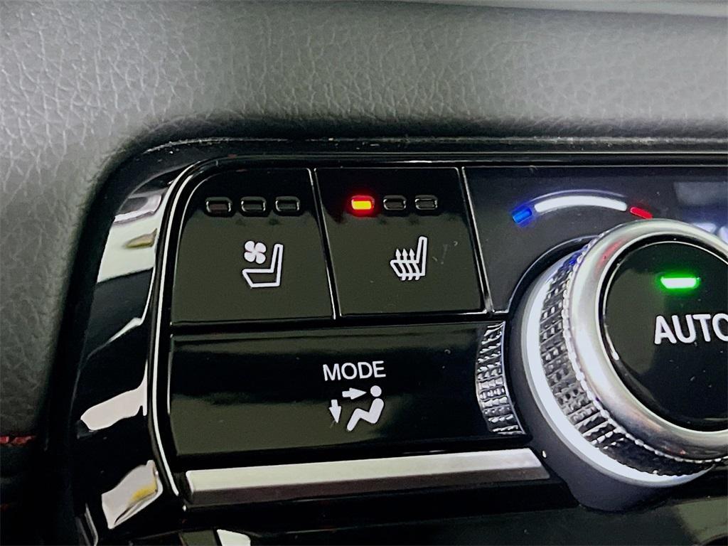 used 2025 Honda Pilot car, priced at $53,992