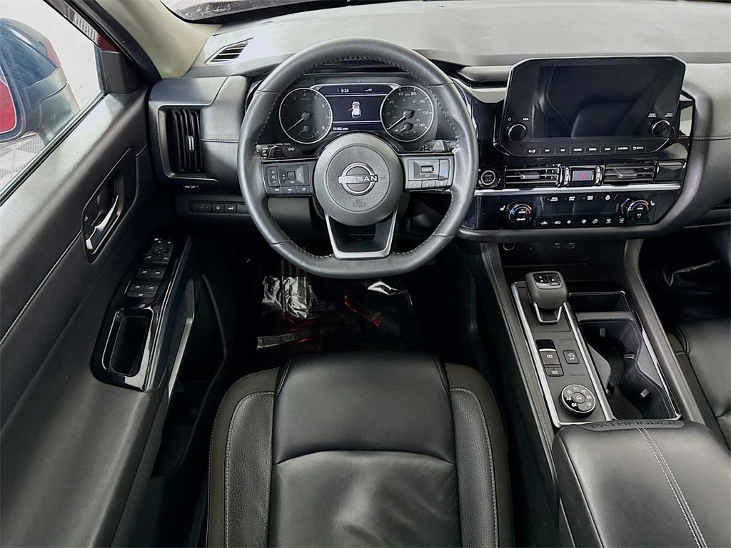 used 2023 Nissan Pathfinder car, priced at $31,998