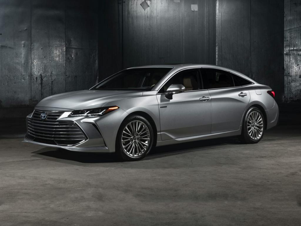 used 2020 Toyota Avalon Hybrid car