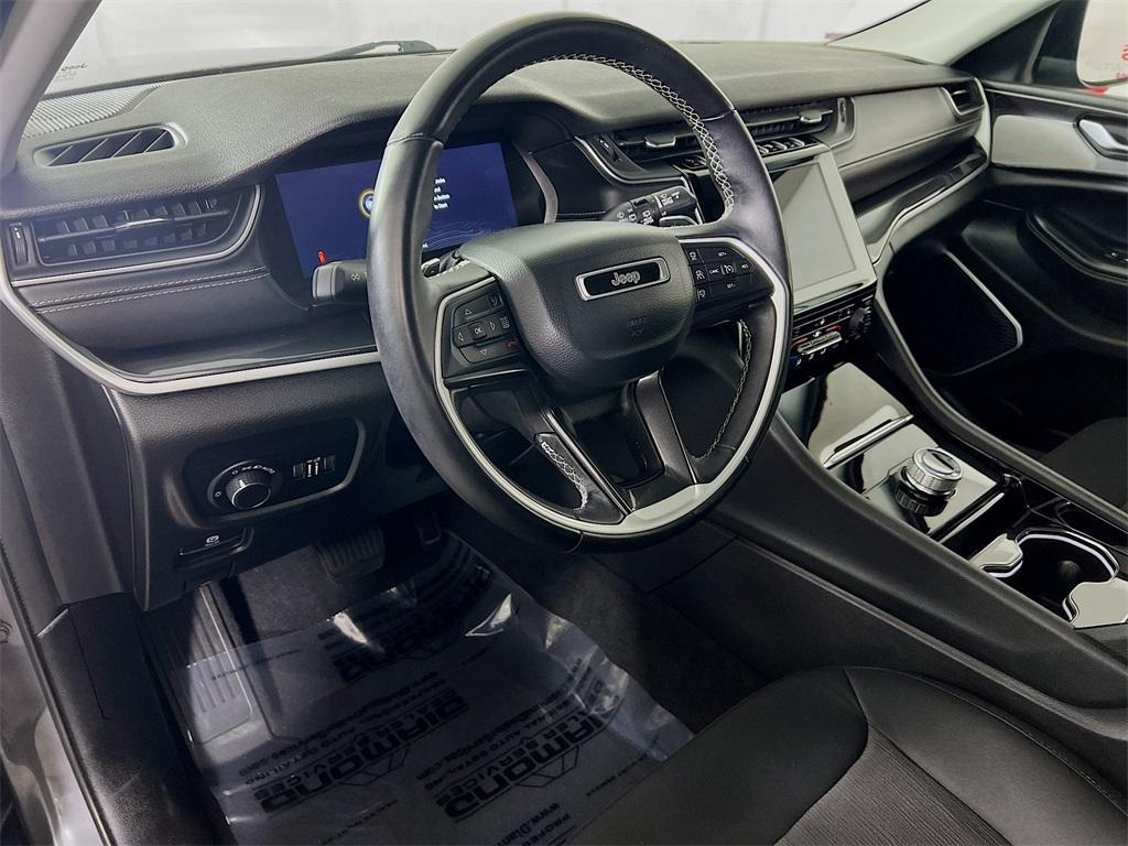 used 2022 Jeep Grand Cherokee L car, priced at $29,151