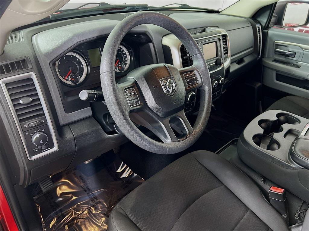 used 2019 Ram 1500 Classic car, priced at $31,995