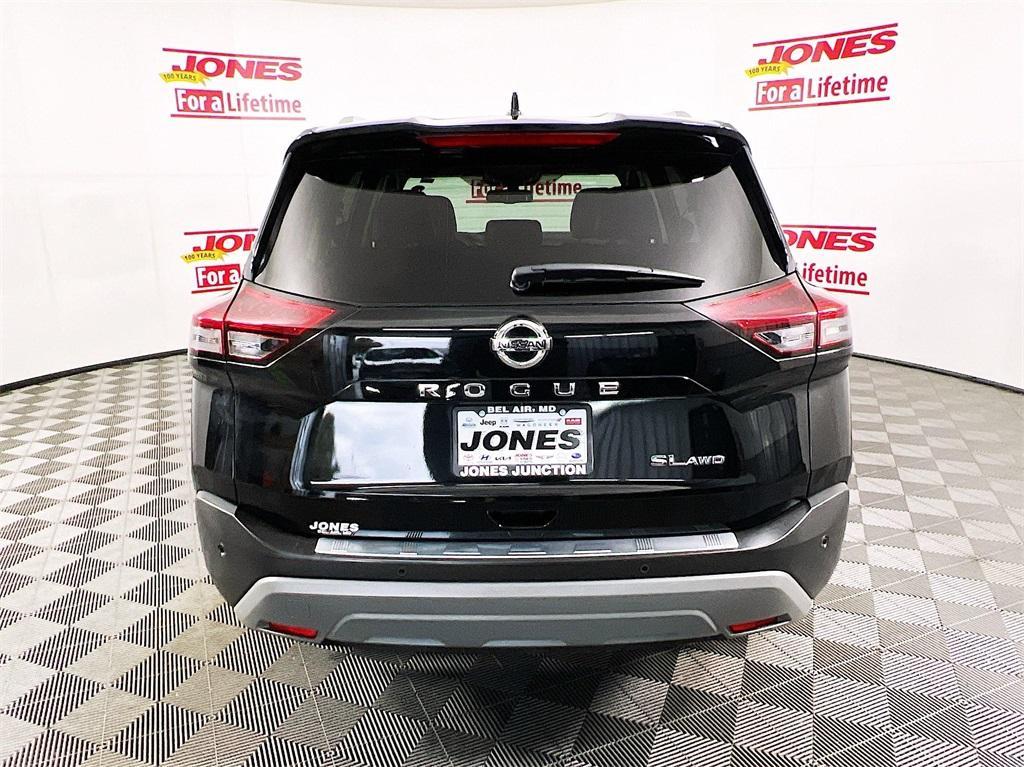 used 2021 Nissan Rogue car, priced at $21,998