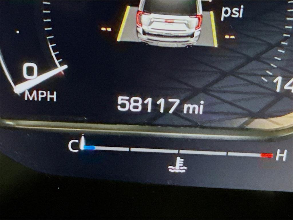 used 2022 GMC Yukon XL car, priced at $57,996