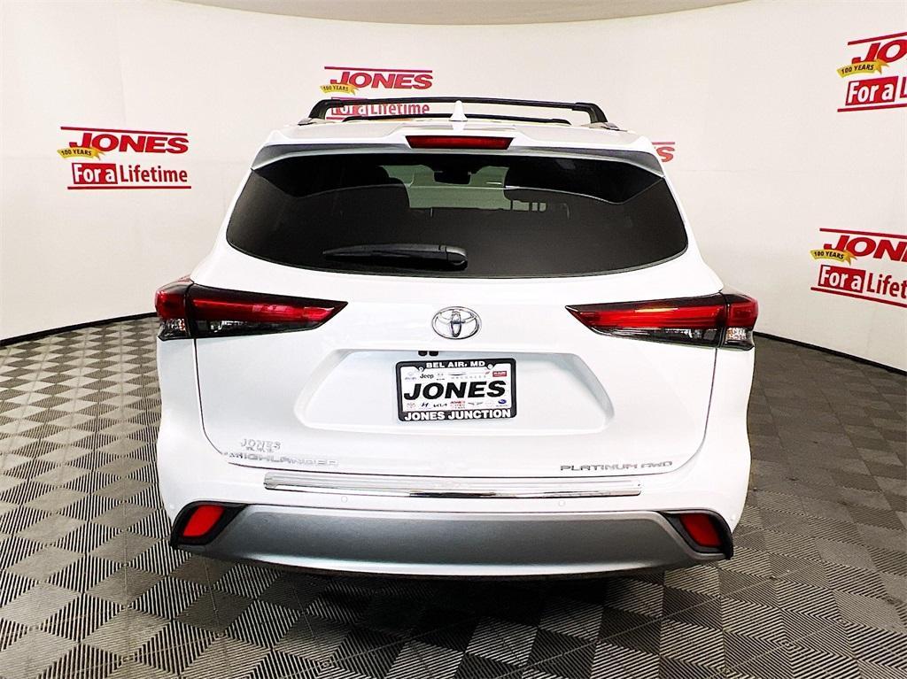 used 2023 Toyota Highlander car, priced at $43,995