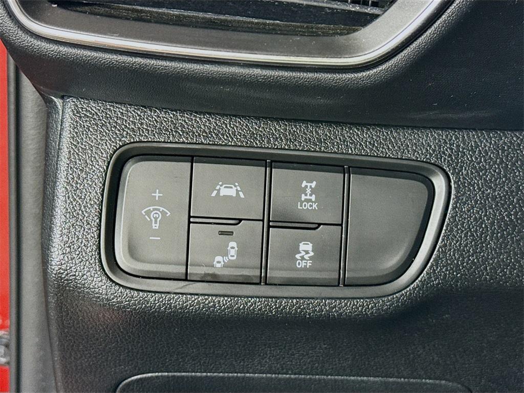 used 2019 Hyundai Santa Fe car, priced at $17,998