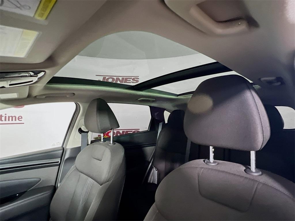 used 2022 Hyundai TUCSON Hybrid car, priced at $24,976
