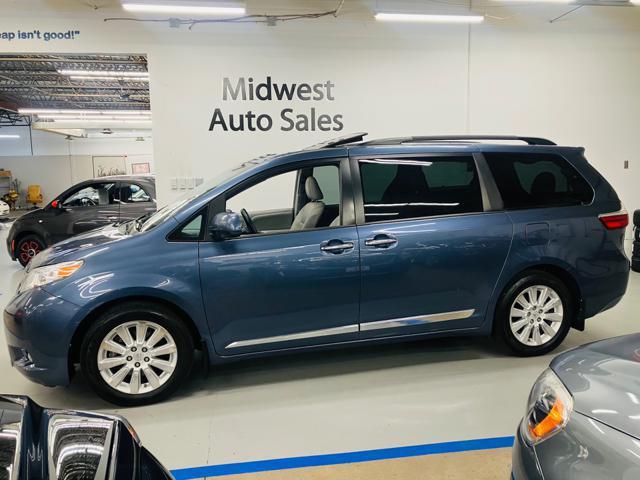 used 2015 Toyota Sienna car, priced at $15,400