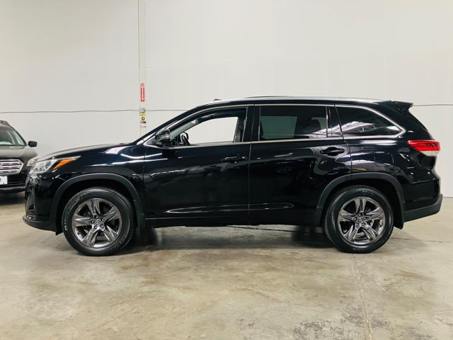 used 2018 Toyota Highlander car, priced at $31,800