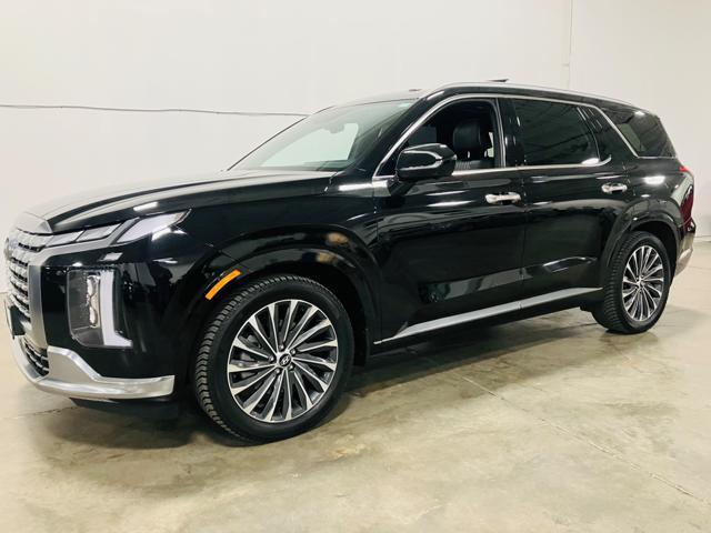 used 2023 Hyundai Palisade car, priced at $33,200