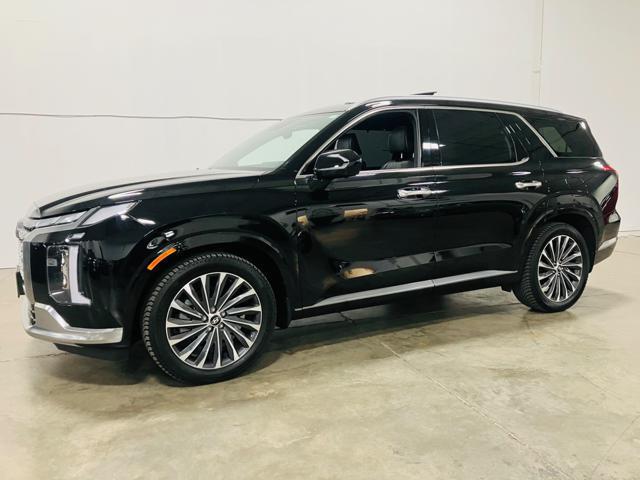 used 2023 Hyundai Palisade car, priced at $33,200