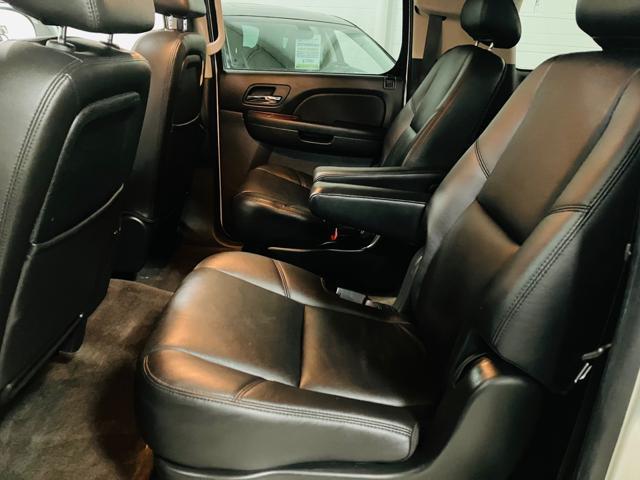 used 2009 Chevrolet Suburban car, priced at $9,100