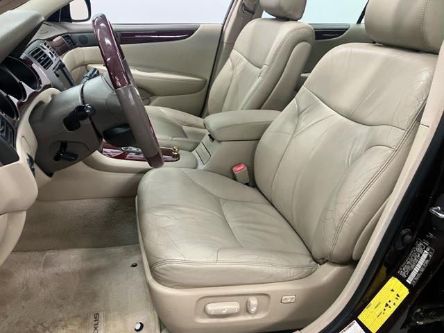 used 2004 Lexus ES 330 car, priced at $6,500