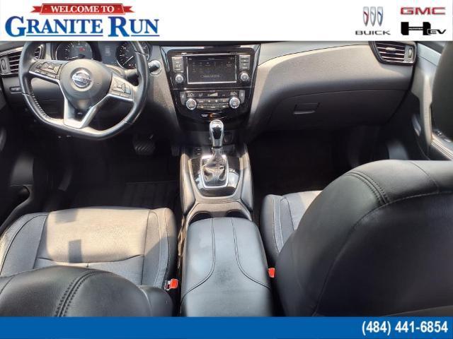 used 2020 Nissan Rogue Sport car, priced at $24,995