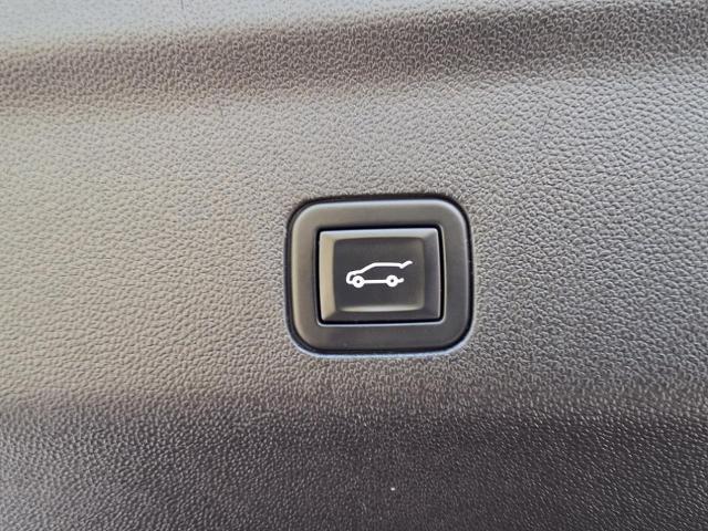 used 2021 GMC Yukon car, priced at $62,975