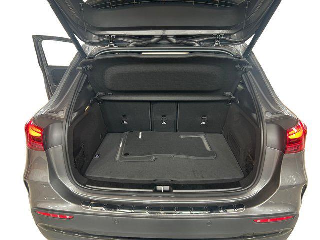 new 2025 Mercedes-Benz GLA 250 car, priced at $55,520