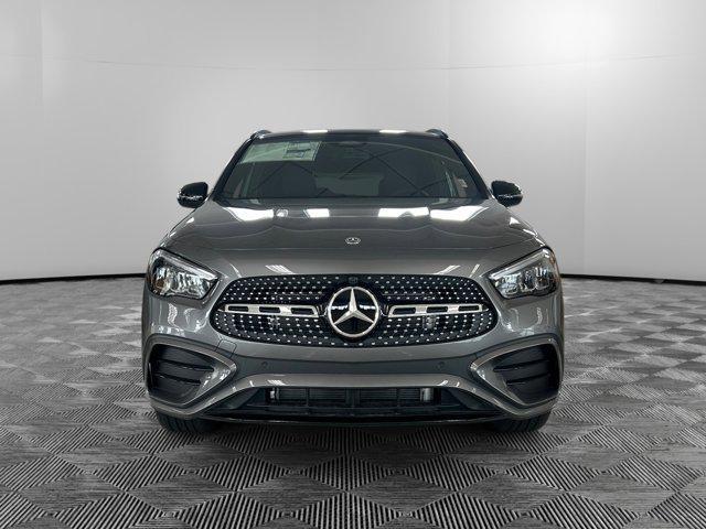 new 2025 Mercedes-Benz GLA 250 car, priced at $55,520