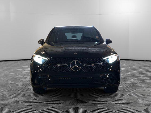 new 2025 Mercedes-Benz GLC 300 car, priced at $60,540