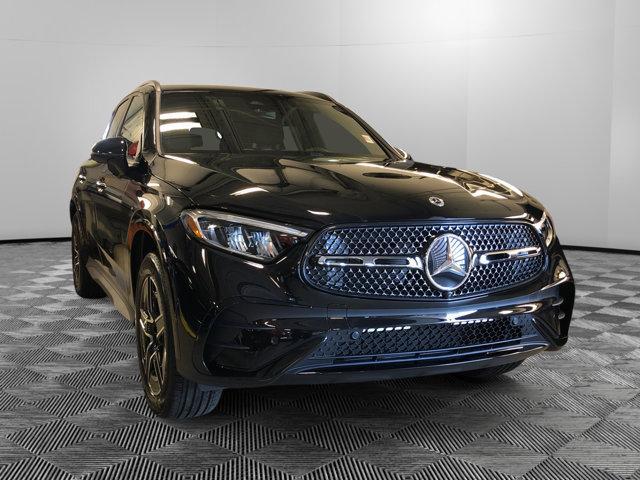 new 2025 Mercedes-Benz GLC 300 car, priced at $60,540