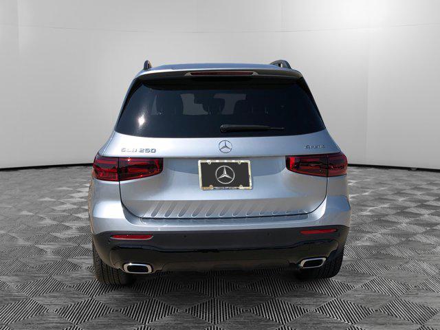 new 2025 Mercedes-Benz GLB 250 car, priced at $54,495