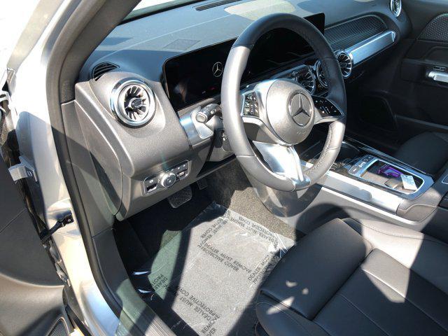 new 2025 Mercedes-Benz GLB 250 car, priced at $54,495