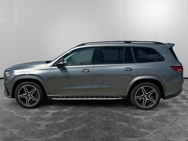 new 2025 Mercedes-Benz GLS 450 car, priced at $104,745