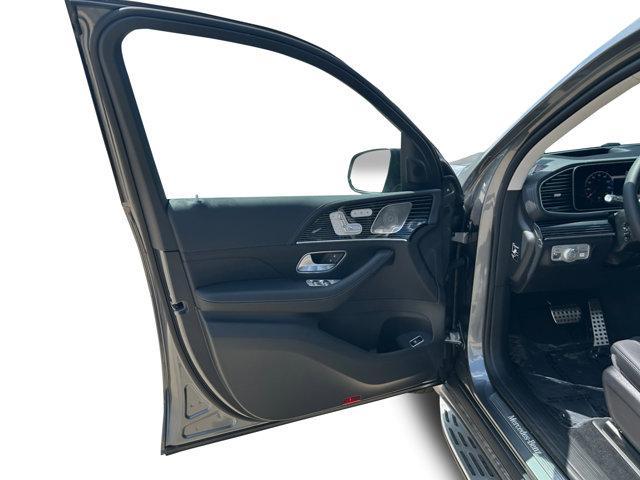 new 2025 Mercedes-Benz GLS 450 car, priced at $104,745
