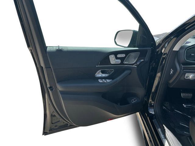 new 2025 Mercedes-Benz GLS 450 car, priced at $100,395