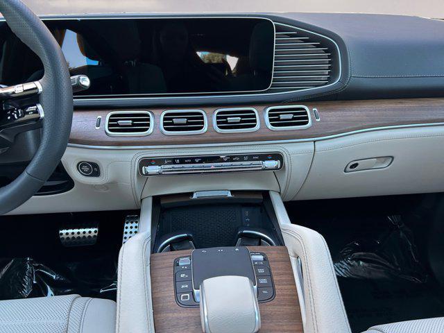 new 2026 Mercedes-Benz GLS 580 car, priced at $123,715