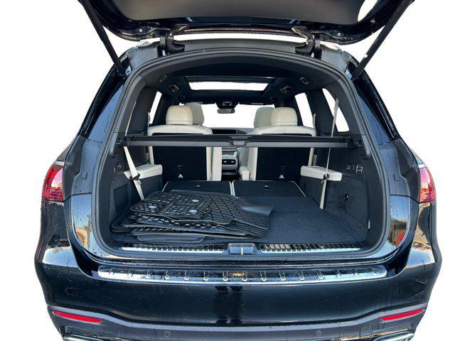 new 2026 Mercedes-Benz GLS 580 car, priced at $123,715