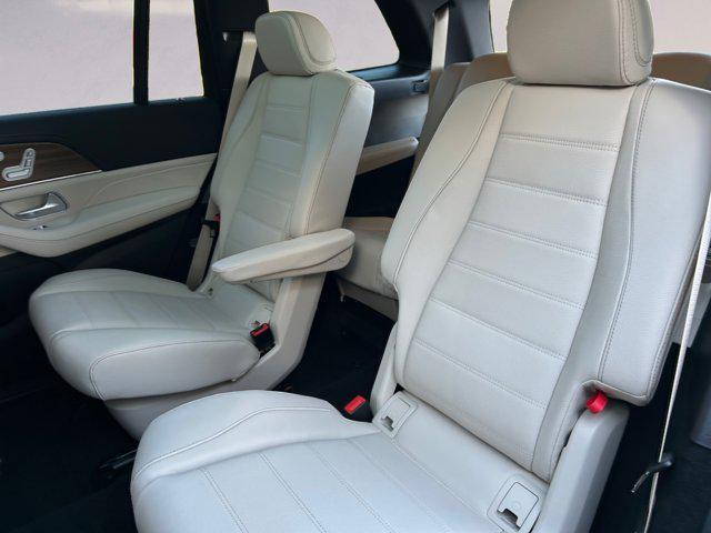 new 2026 Mercedes-Benz GLS 580 car, priced at $123,715