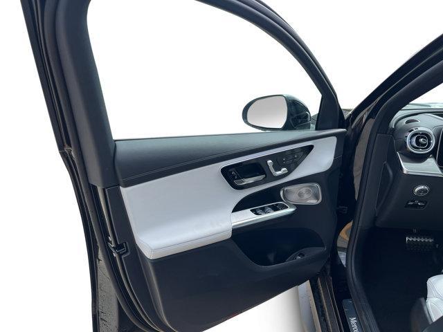 new 2025 Mercedes-Benz GLC 300 car, priced at $69,235