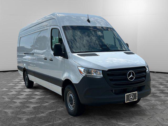 new 2025 Mercedes-Benz Sprinter 2500 car, priced at $69,567