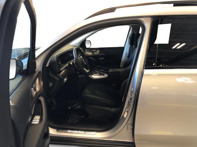 new 2025 Mercedes-Benz GLS 450 car, priced at $103,505