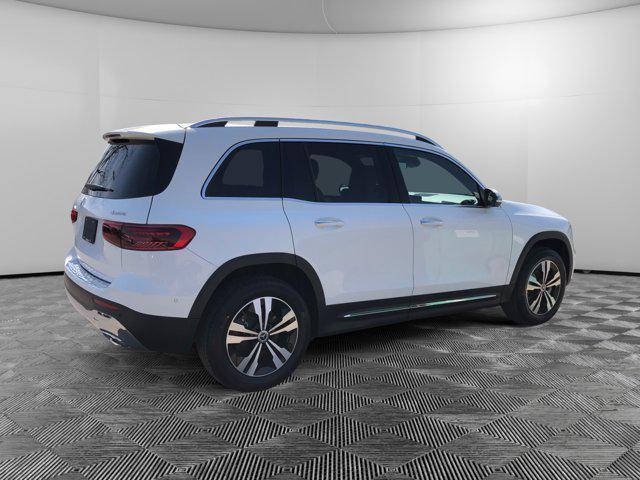 new 2025 Mercedes-Benz GLB 250 car, priced at $49,595