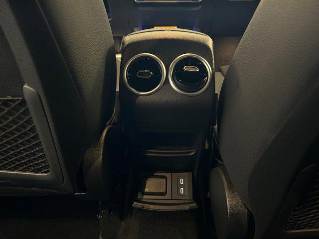 new 2025 Mercedes-Benz GLA 250 car, priced at $48,250