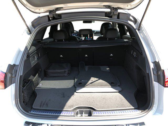 new 2025 Mercedes-Benz GLC 350e car, priced at $75,780