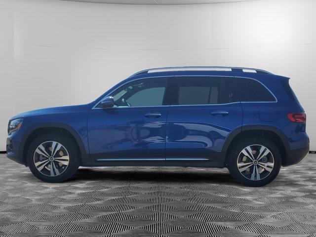 new 2025 Mercedes-Benz GLB 250 car, priced at $50,345